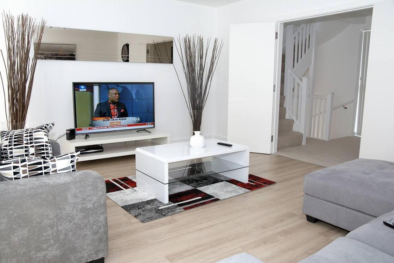 East - Sleeps 6 - Pets Allowed Casa vacanze *